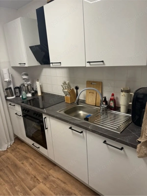 moderne zweizeilige Küche