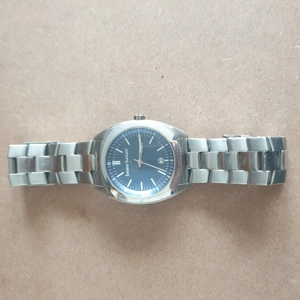 Bruno Banani Armbanduhr Edelstahl Datum Blau Silber Weiß