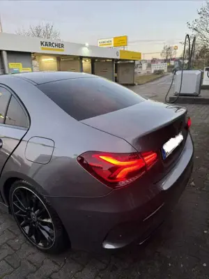 Mercedes-Benz A 220 d 8G-DCT AMG Line Bild 5