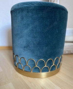 Samt Hocker   Pouf  Tiara  von Westwing nur Abholung!