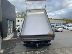 Peugeot Boxer Kipper neuer Mitarbeiter 435 L3 3-Seiten-Kipper Bl Bild 5