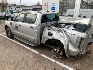 Ford Ranger Wildtrak Doppelkabine 4x4 SEITENSCHADEN