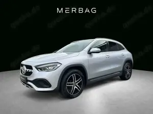 Mercedes-Benz GLA 180 d LED Navi SHZ Kam. KlimaA LM PDC SpurW
