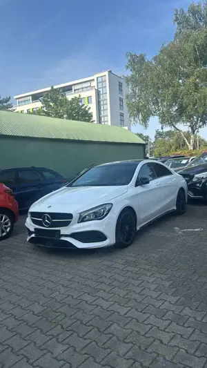 Mercedes-Benz CLA 250 AMG Line