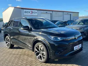 Volkswagen Tiguan 2.0 TDI 4M R-Line PANO*HK*AHK*MATRIX*20"