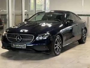 Mercedes-Benz E 200 Coupé Avantgarde LED HEADUP+COMAND+PDCKAM