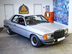 Mercedes-Benz 280 C123 Rennwagen Neuaufbau auf Rohkarosse mit H-Kenn