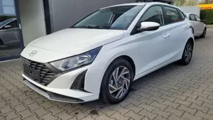 Hyundai i20 Wave*Navi*PDC*Cam*Shzg*Lhzg*16Zoll*VCockpit