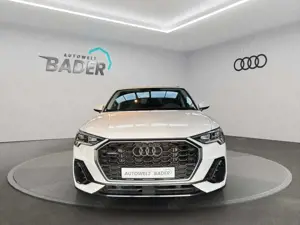 Audi Q3 Sportback RFK SHZ 40 TFSI quattro Bild 2