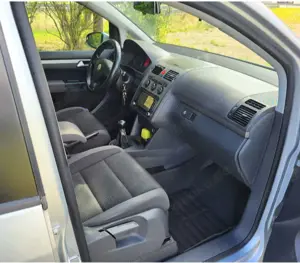 Volkswagen Touran Touran 1.9 TDI Freestyle Bild 3