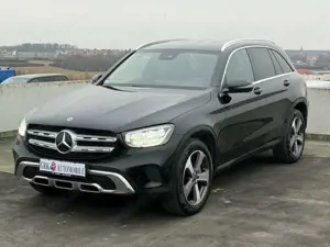 Mercedes-Benz GLC 300 GLC 300e 4Matic 9GTronic Matrix LED ACC F1-Schalt