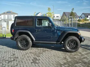 Jeep Willys Wrangler Sport Bild 5