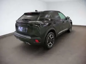 Peugeot 2008 Hybrid 145 Allure AT Shz Navi Kamera Bild 3