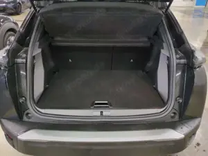 Peugeot 2008 Hybrid 145 Allure AT Shz Navi Kamera Bild 5