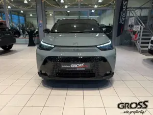 Toyota Aygo X HYBRID // NEUES MODELL // LED Navi Digitales Cockp Bild 3