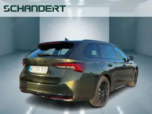 Skoda Octavia Combi 2.0 TDI Sportline DSG Matrix AHK Navi Bild 4