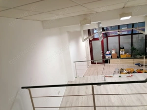 Stylisches Ladengeschäft als Nagelstudio Fusspflege auf 3 Ebenen in Rastatt  Bild 4