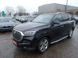 SsangYong Rexton Sapphire 4WD, Leder NAVI  Alu20" AHK 3,5t