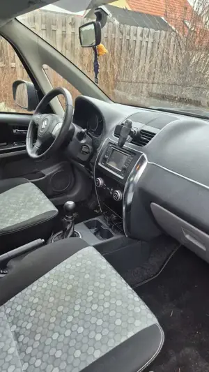 Suzuki SX4 SX4 1.6 VVT 4x4 Style Bild 4