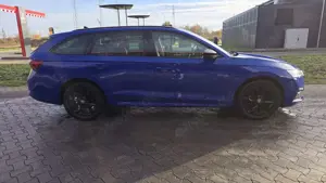 Skoda Octavia 2.0 TDI NX DSG Style, STANDHEIZUNG, ACC, Head Up