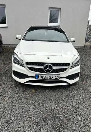 Mercedes-Benz CLA 200 7G-DCT AMG Line