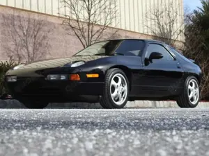 Porsche 928 928 Automatik S 4