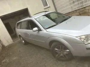 Ford Mondeo 1.8 Turnier Ghia