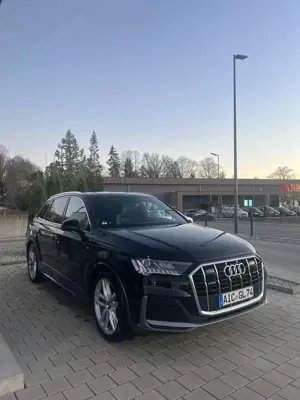 Audi Q7 50 TDI quattro tiptronic S line Bild 2