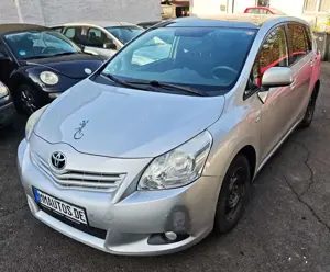 Toyota Verso Edition 7 Sitzer WERKSTATTGEPRÜFT TÜV NEU