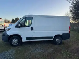 Peugeot Boxer HDi 330 L1H1 Pro Bild 3