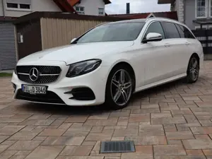 Mercedes-Benz E 220 d T 9G-TRONIC AMG Line Bild 4