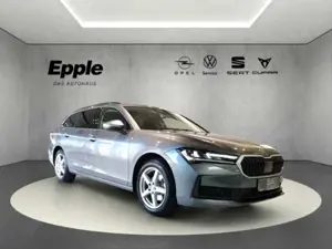 Skoda Superb Combi Essence 2.0 TDI Navi Klimaut LED  PDC uvm