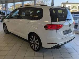 Volkswagen Touran 2.0 DSG R-Line High. Pano 7-Si IQ.Dri AHK Bild 5