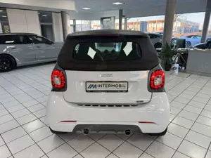 smart forTwo Brabus Cabrio *Xclusive*JBL*Kamera*Media* Bild 5