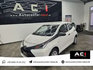 Toyota Aygo 1.0 KAT x 8 Fach Bereifung, HU 11.2027 Bild 1