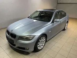 BMW 320 320i