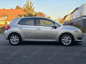Toyota Auris 1.6 Executive AUTOMATIK+XENON+KLIMAAUT.+A Bild 5