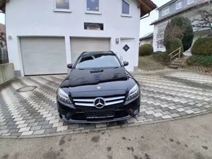 Mercedes-Benz C 200 T Modell mit AVANTGARDE Motorhaube