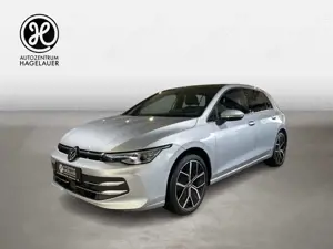 Volkswagen Golf VIII Edition 50 1.5 eTSI DSG AHK PANO HUD Klima