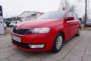 Skoda Rapid/Spaceback AMBITION*TÜV NEU*LM*KOMBI*KLIMA*SHZG*PDC*