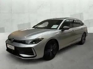Volkswagen Passat Variant 2.0 TDI DSG R-Line *PANO*AHK*HK*VARENNA* Bild 2