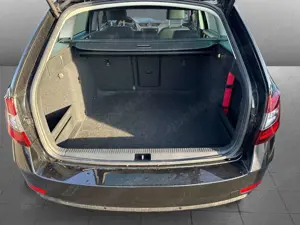 Skoda Octavia Combi Style 1.5TSI Navi LED EPH ACC Bild 4