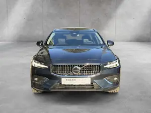 Volvo V60 B4 Plus Bright ACC | BLIS | AHK | PANORAMA | HARMAN/KARDON Bild 2