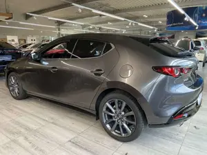 Mazda 3 e-SKY-G 140PS M-HYBRID Autom. TAKUMI Bild 4