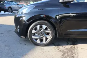 Hyundai i10 i10 1.2 Premium Navi/Autom./Klima/Sitzhzg./LM BC Bild 3