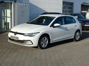 Volkswagen Golf 1. 5 TSI Life - Navi / Standheizung Bild 3