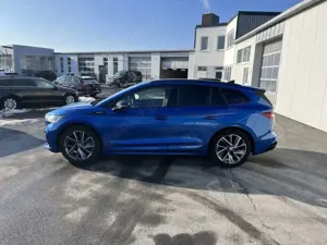Skoda Enyaq Sportline 152€ m.20% Anz. 62kWh Wärmepumpe ACC Bild 3