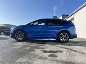 Skoda Enyaq Sportline 152€ m.20% Anz. 62kWh Wärmepumpe ACC Bild 2