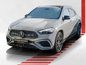 Mercedes-Benz GLA 200 AMG AHK KLIMA SHZ PANO KAMERA MULTI LED