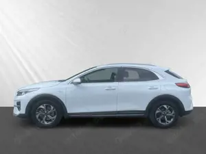 Kia XCeed Kia XCeed 1.6 CRDi Spirit+LANE+PDC+CAM+KLIMAAT+ Bild 3